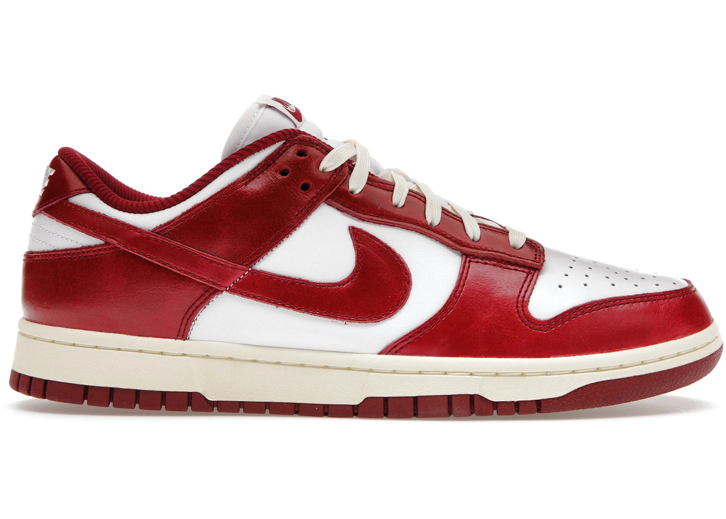 Nike Dunk Low Vintage Team Red (W)